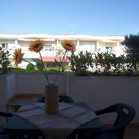 Casa Dante: Giardini Di Atena Daire *